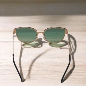 Stylish Green Sunglasses
